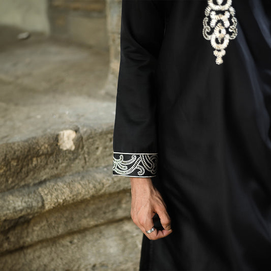 Noir Crane Embroidered Kurta