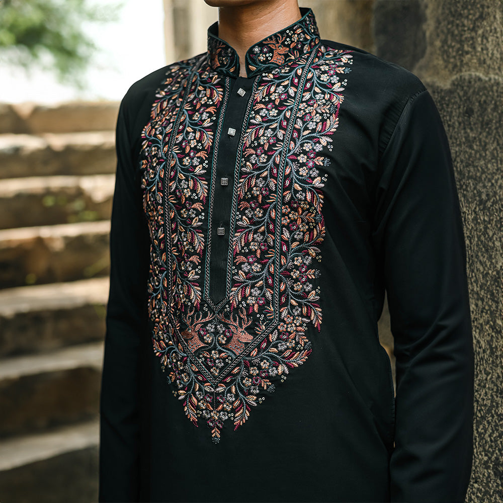Noir Royal Tapestry Kurta Set