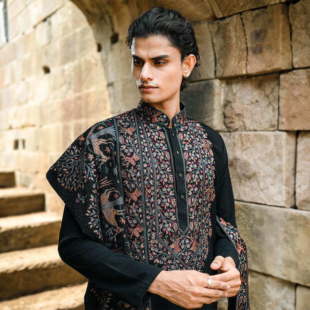 Noir Royal Tapestry Kurta Set