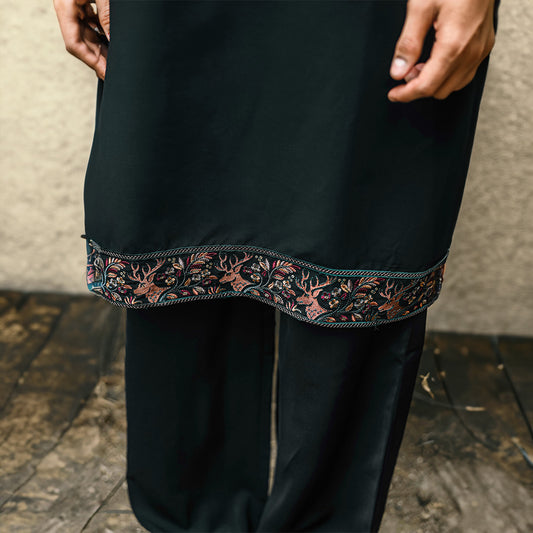 Noir Royal Tapestry Kurta Set