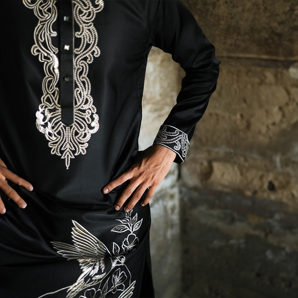 Noir Crane Embroidered Kurta