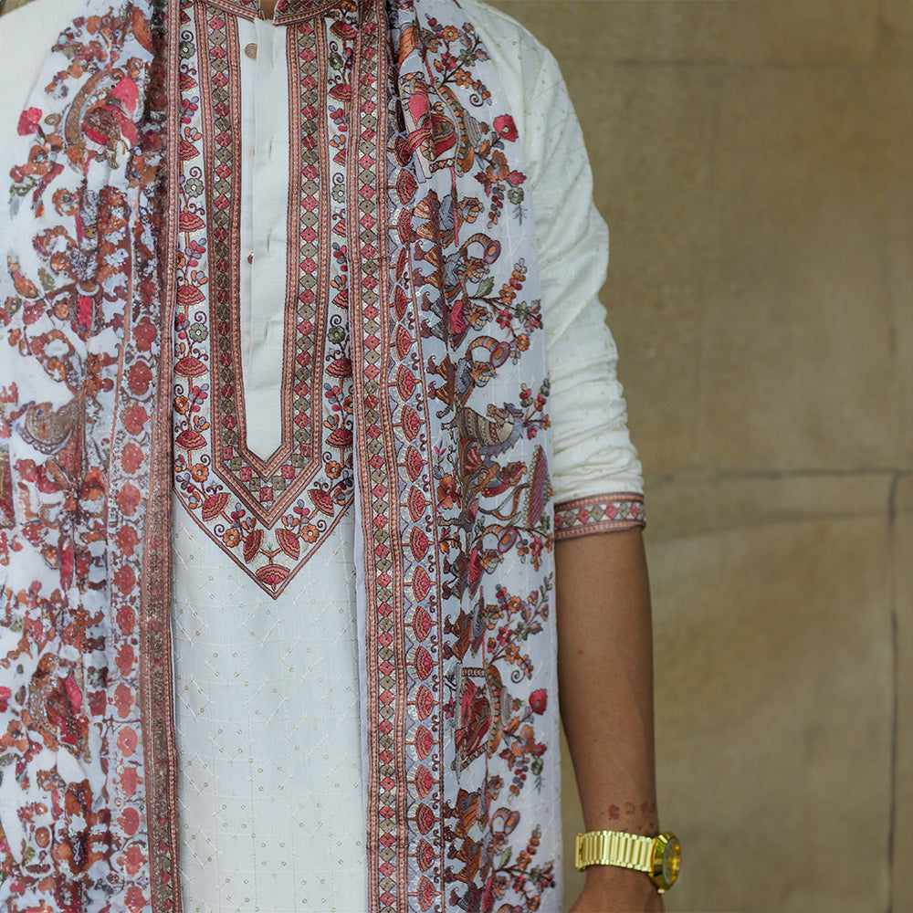 Ivory Vine Embroidered Kurta Set
