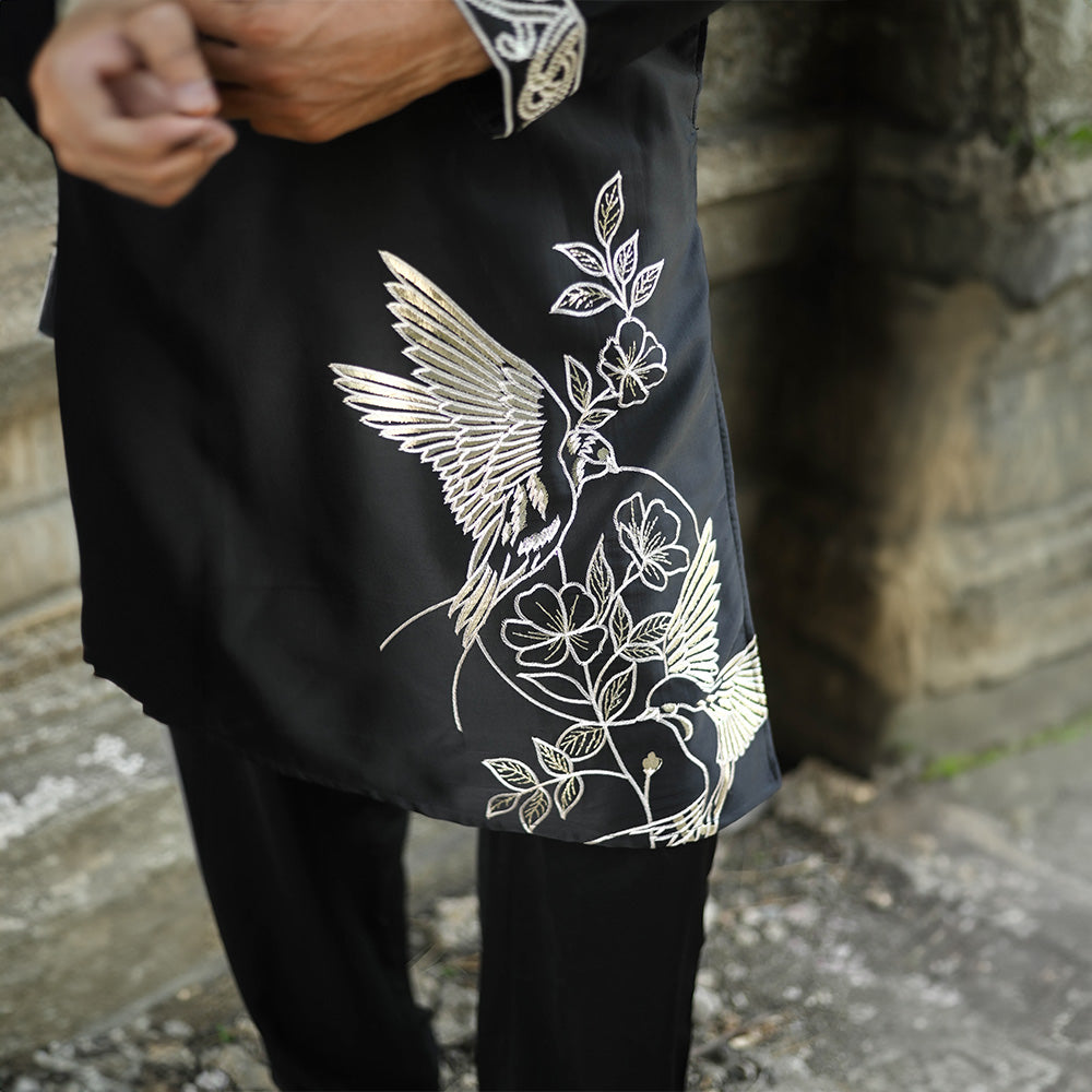 Noir Crane Embroidered Kurta