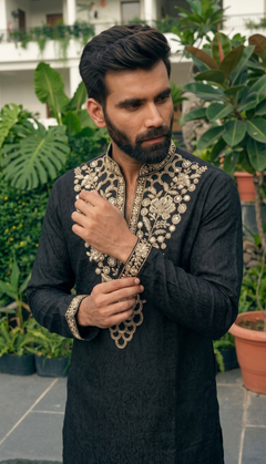 Black Floral Neckline Kurta