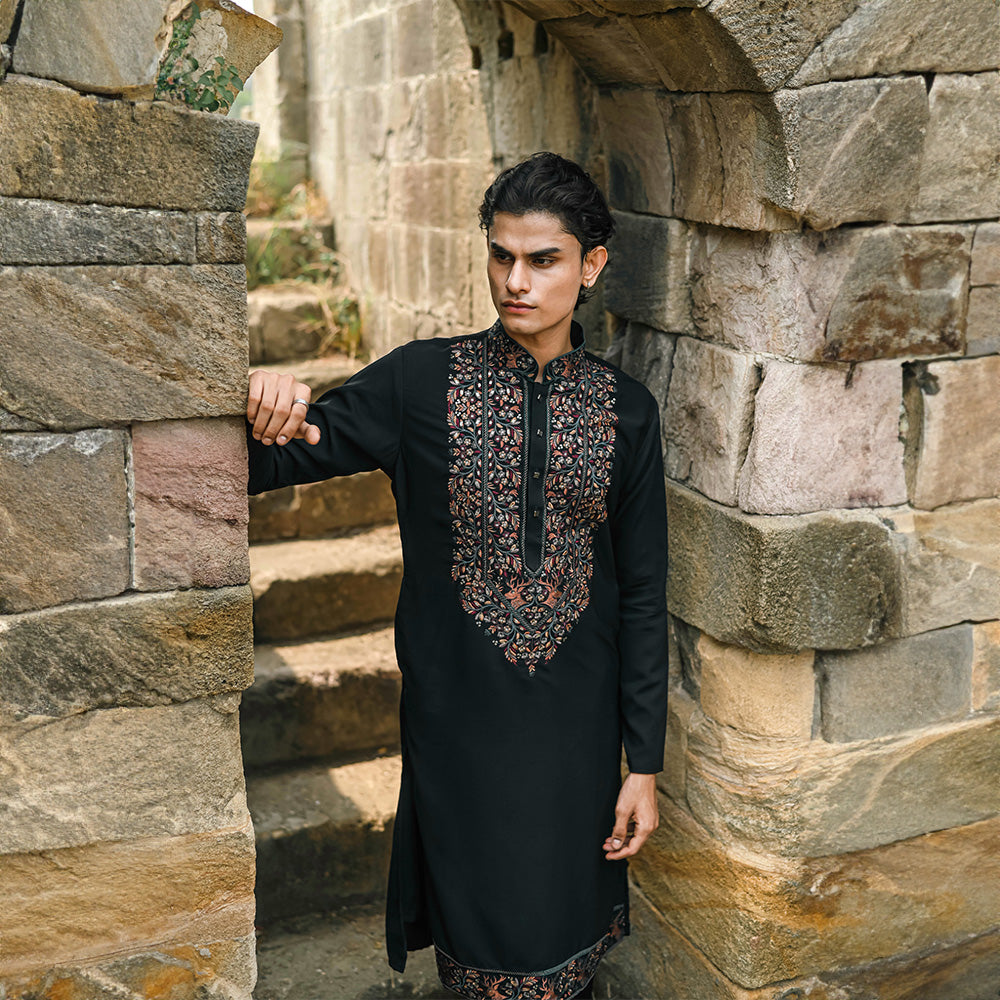Noir Royal Tapestry Kurta Set