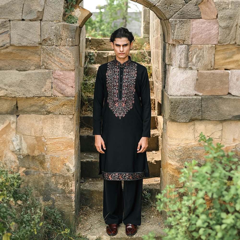 Noir Royal Tapestry Kurta Set