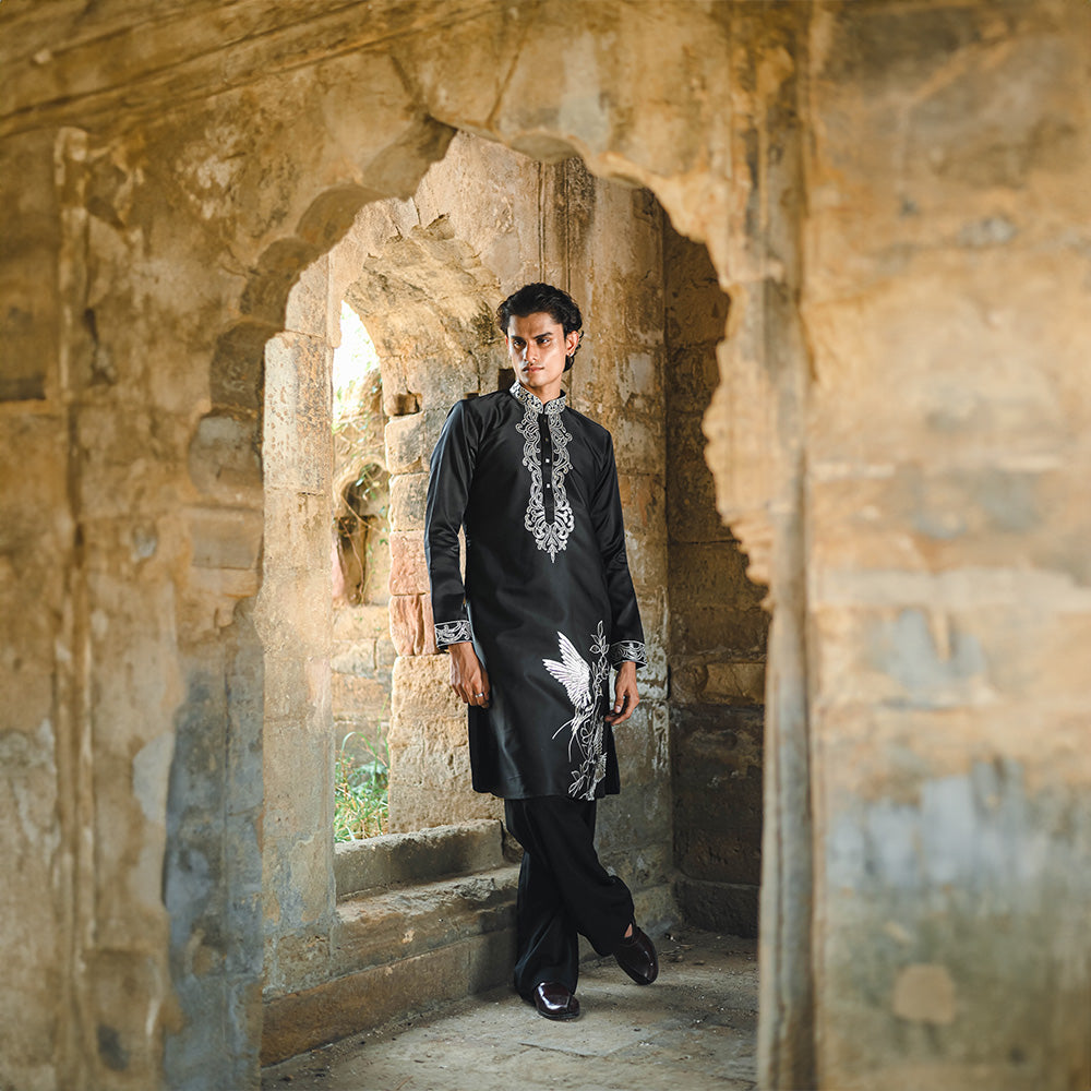 Noir Crane Embroidered Kurta