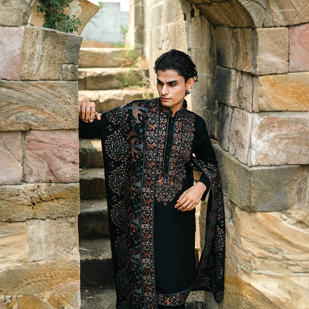 Noir Royal Tapestry Kurta Set
